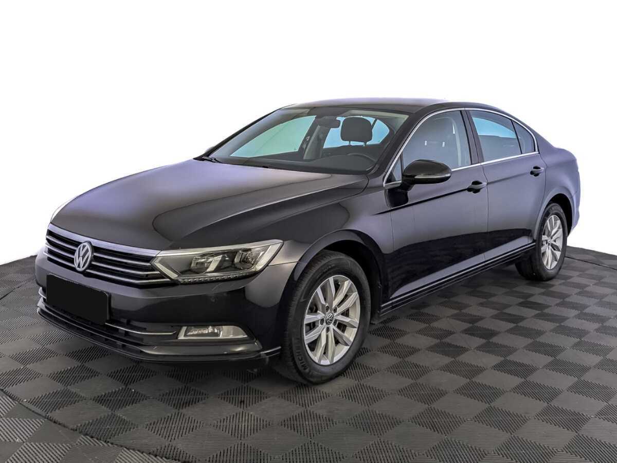 Купить Volkswagen Passat, 2018, 108 936 км.. Посмотреть фото