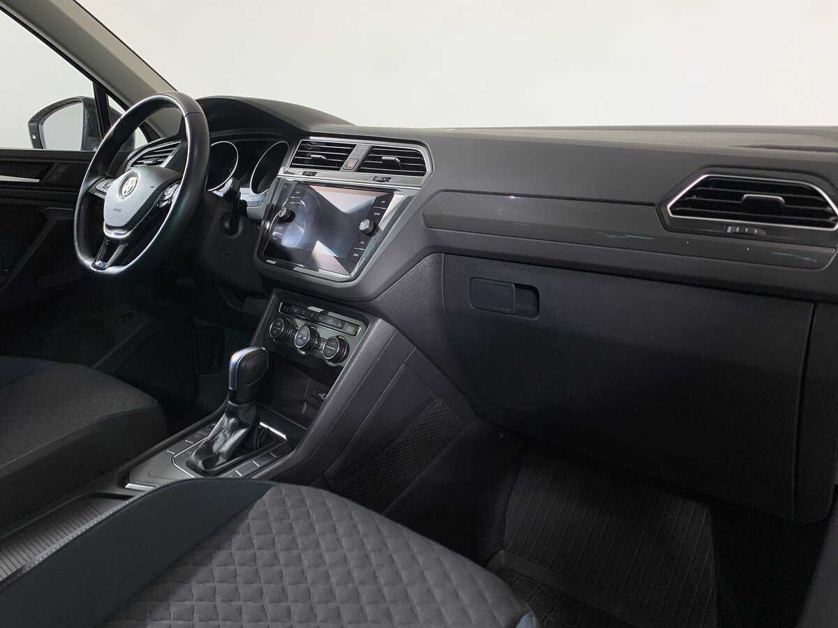 Купить Volkswagen Tiguan, 2019, 90 506 км.. Фото: #13