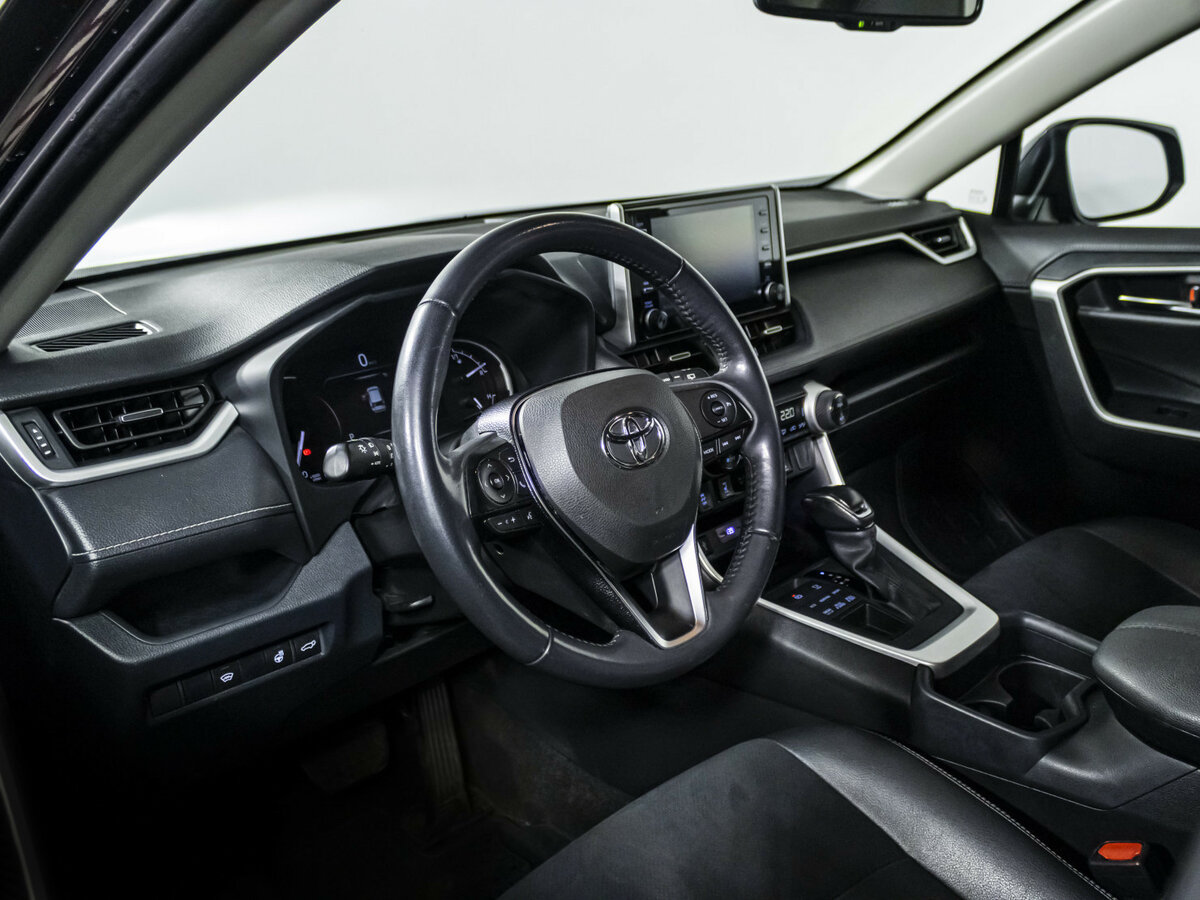 Купить Toyota RAV4, 2021, 94 470 км.. Фото: #8