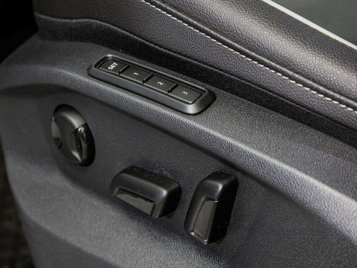 Купить Volkswagen Tiguan, 2021, 41 527 км.. Фото: #17