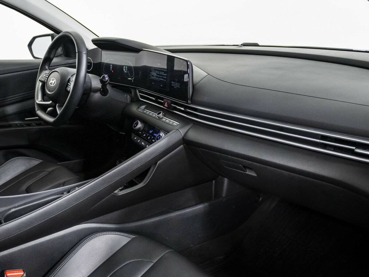 Купить Hyundai Elantra, 2023, 44 300 км.. Фото: #5