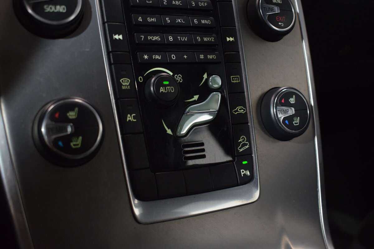 Купить Volvo XC70, 2012, 139 852 км.. Фото: #24