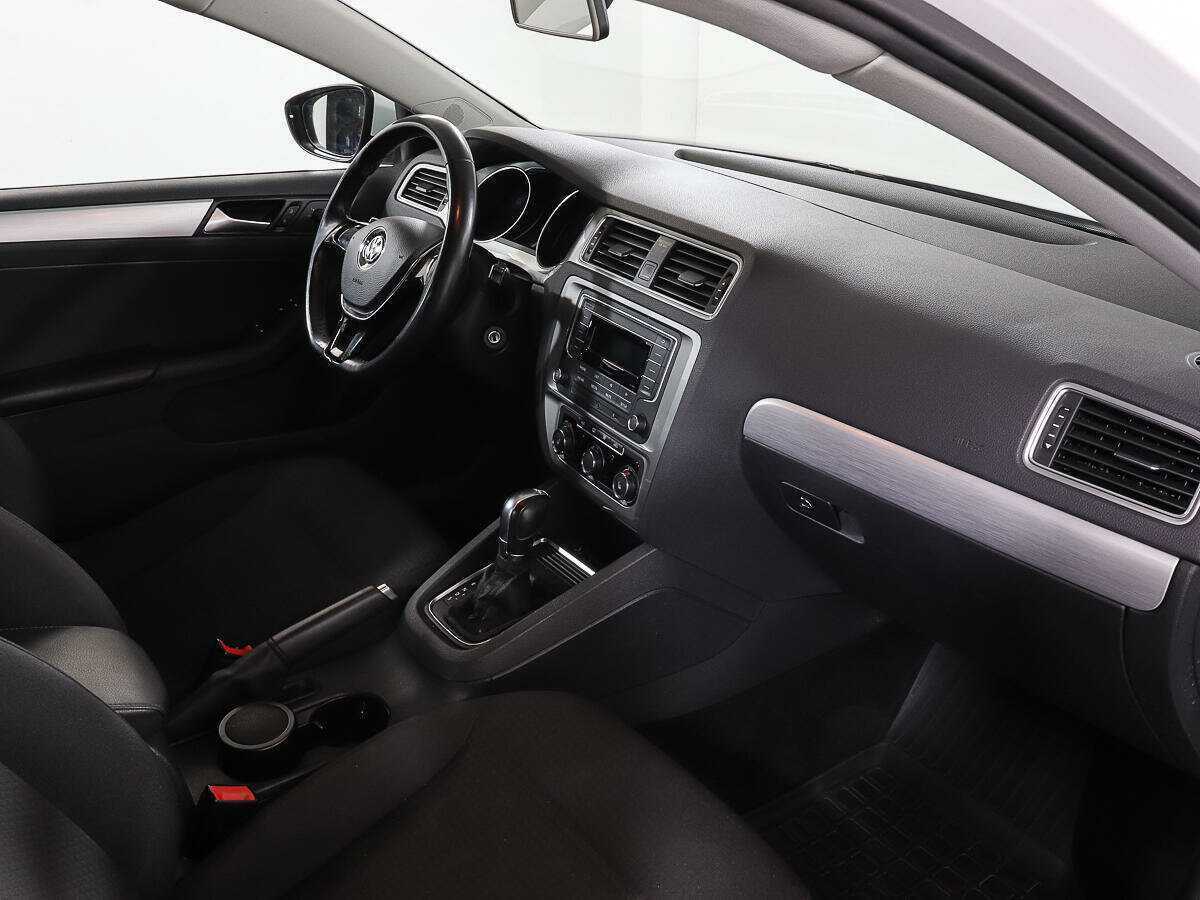 Купить Volkswagen Jetta, 2017, 94 596 км.. Фото: #8