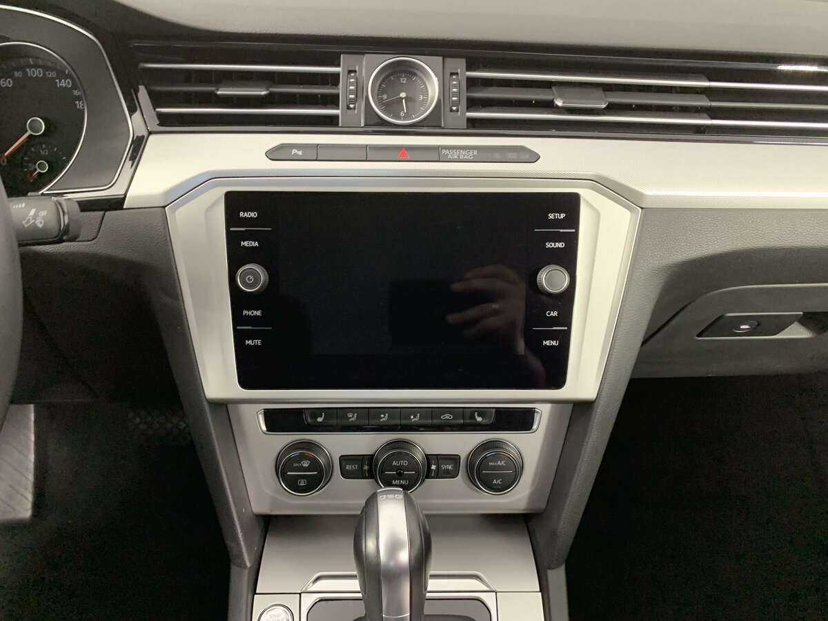 Купить Volkswagen Passat, 2019, 101 776 км.. Фото: #11