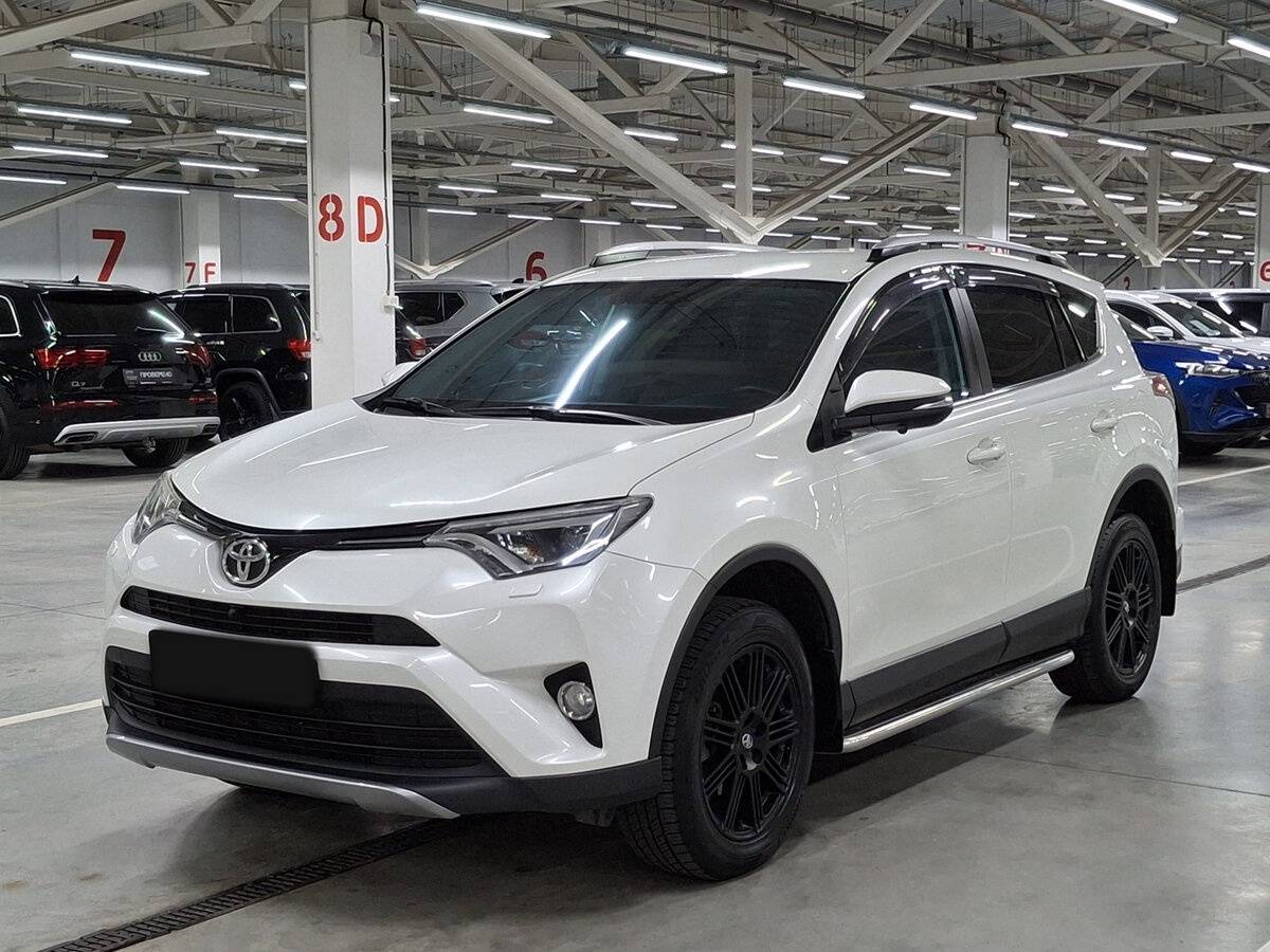 Купить Toyota RAV4, 2017, 90 200 км.. Посмотреть фото