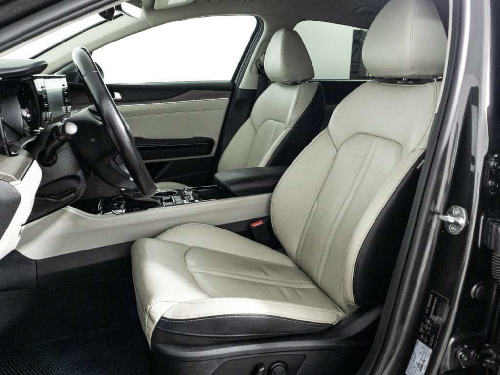 Купить Kia K5, 2021, 119 385 км.. Фото: #15