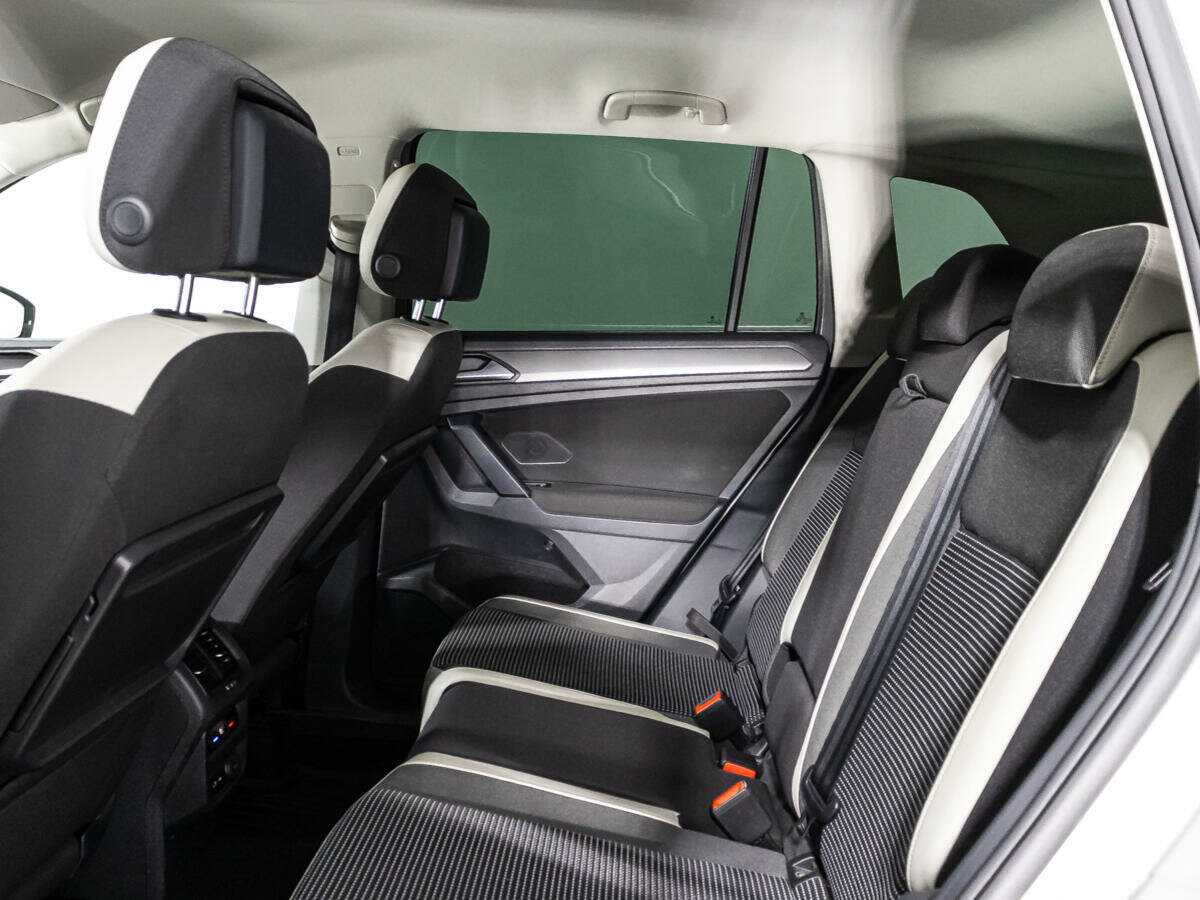 Купить Volkswagen Tiguan, 2020, 71 200 км.. Фото: #9
