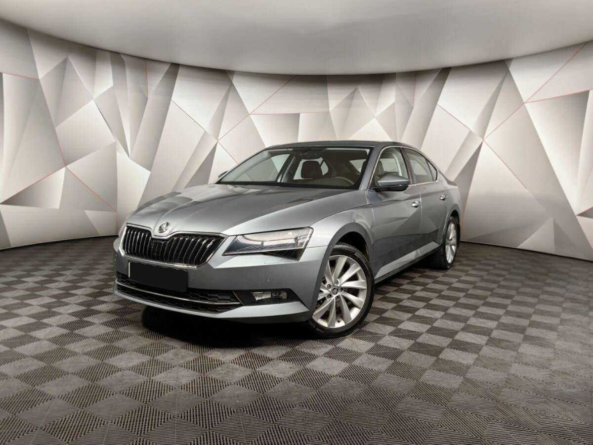 Купить Skoda Superb, 2017, 47 840 км.. Посмотреть фото
