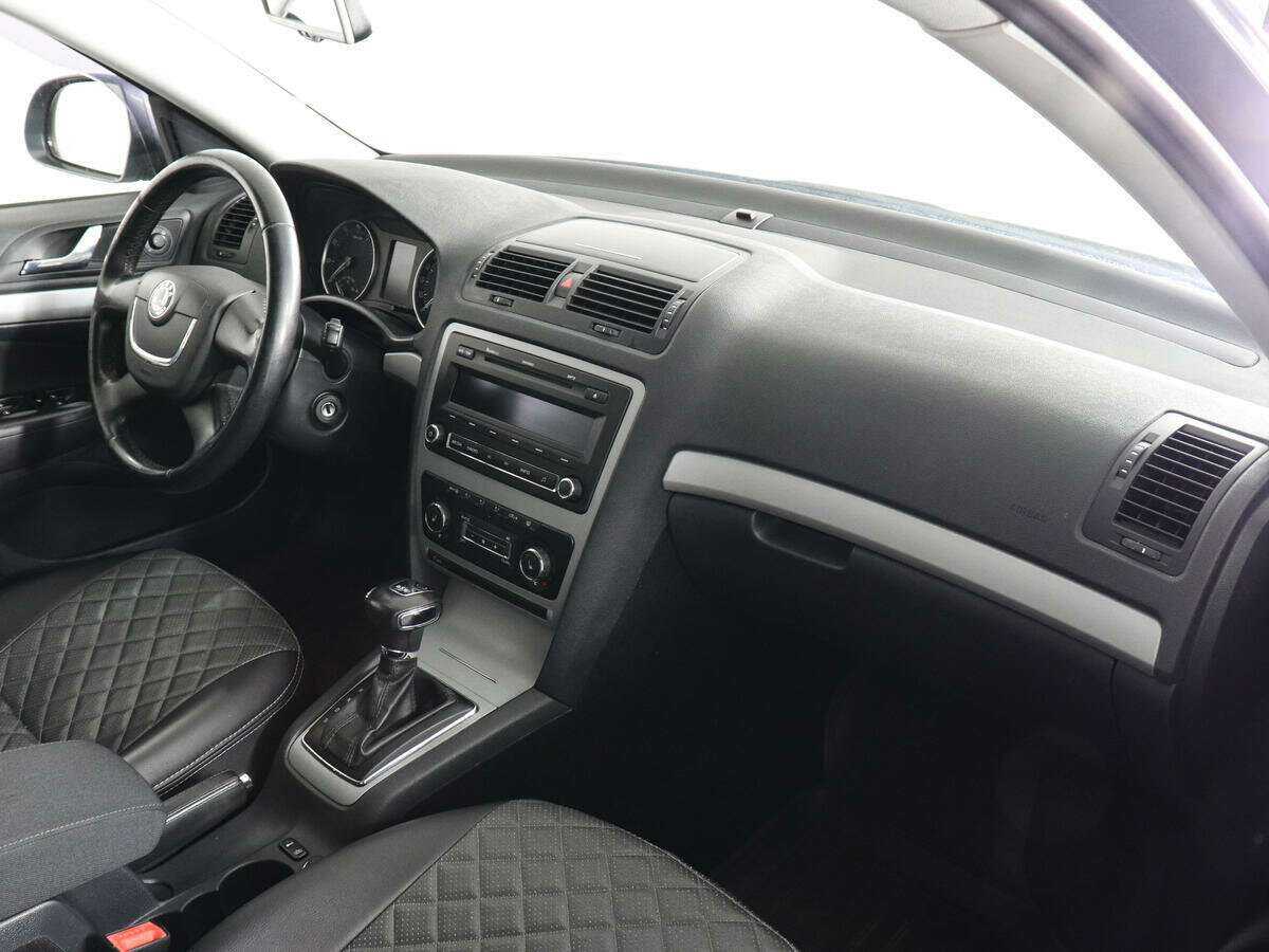 Купить Skoda Octavia, 2012, 218 676 км.. Фото: #8