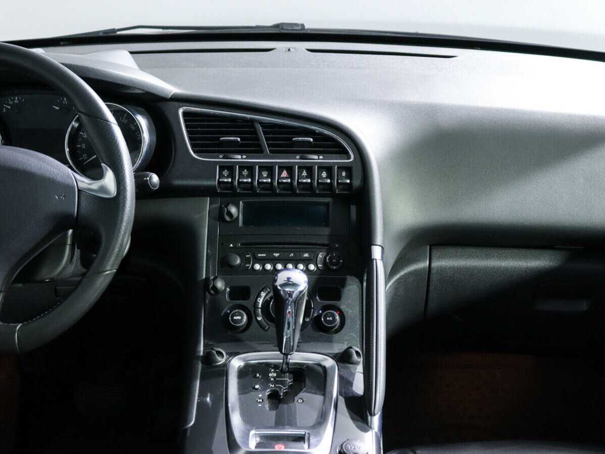 Купить Peugeot 3008, 2013, 145 570 км.. Фото: #12