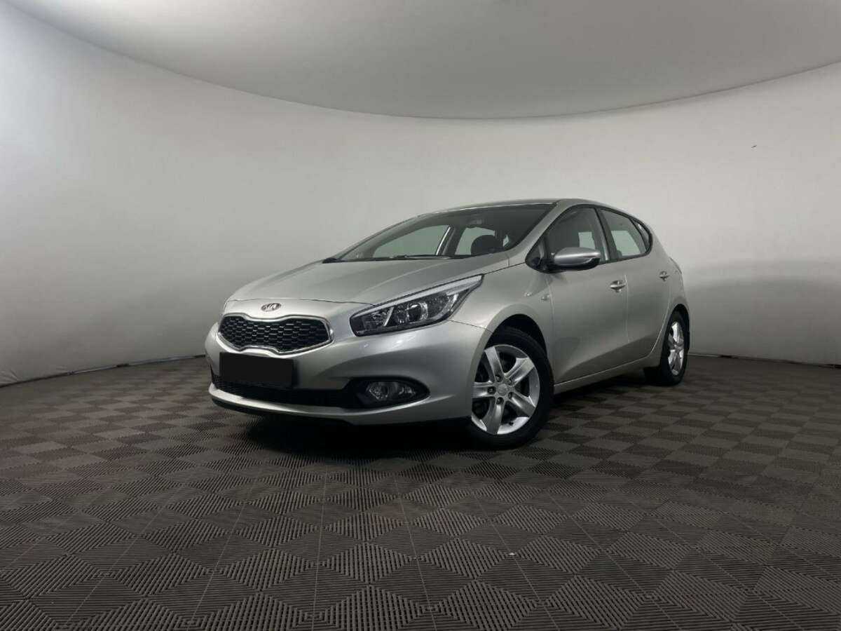 Купить Kia Ceed, 2015, 40 001 км.. Посмотреть фото