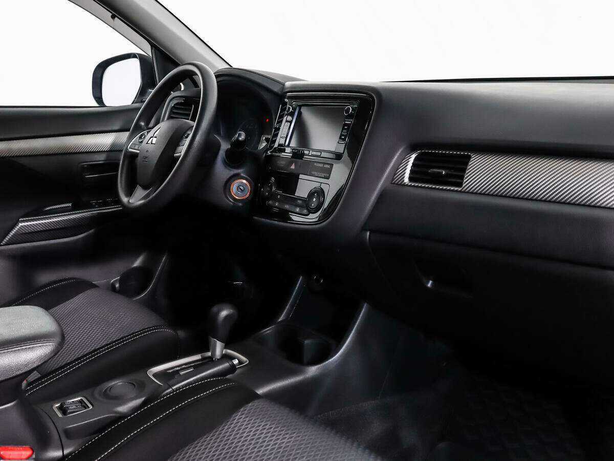 Купить Mitsubishi Outlander, 2016, 140 397 км.. Фото: #10