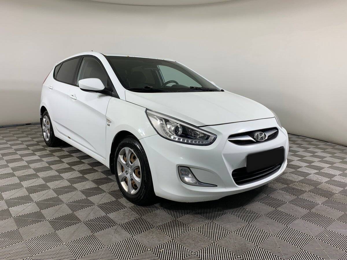 Купить Hyundai Solaris, 2013, 236 946 км.. Фото: #2