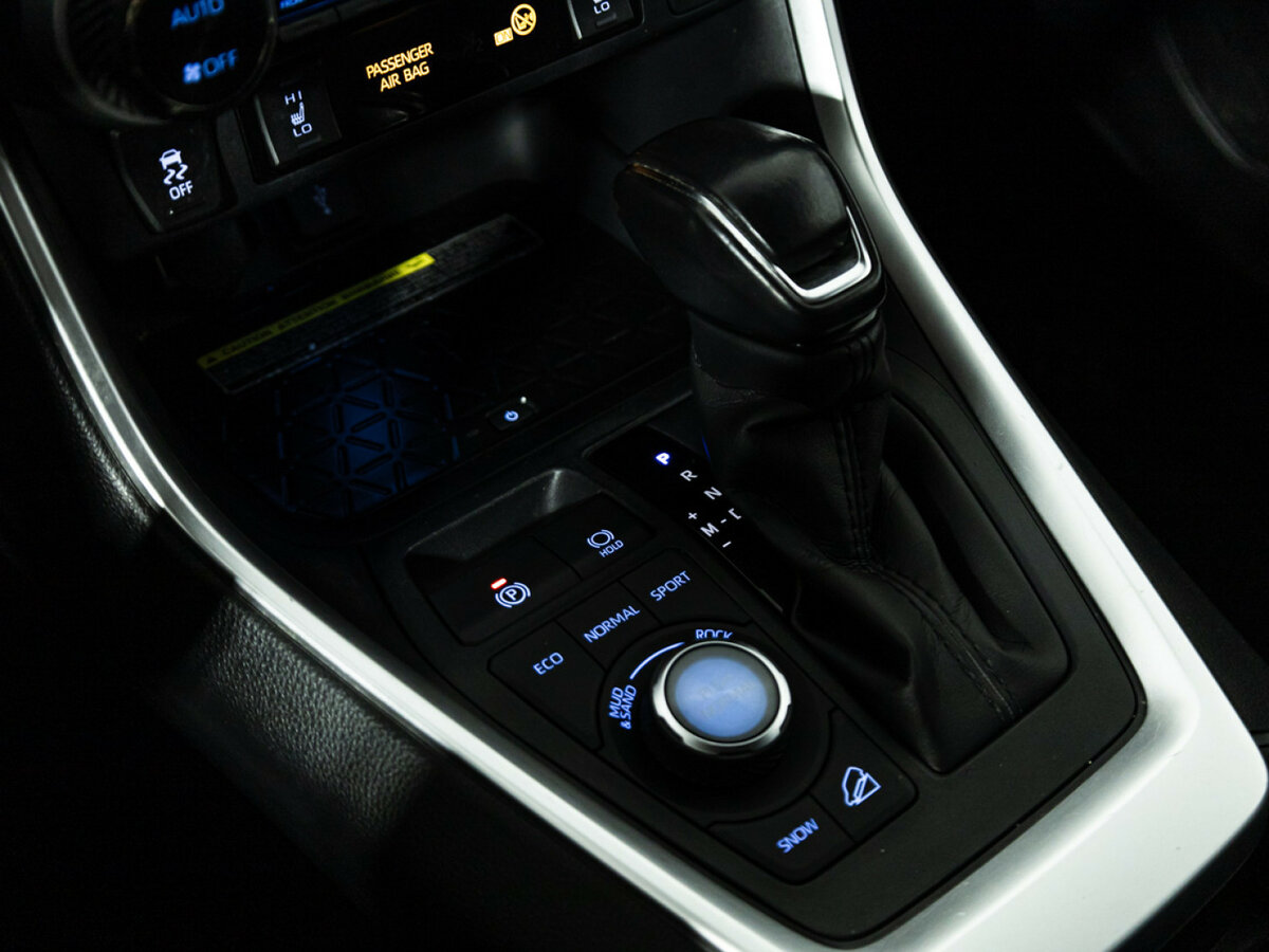 Купить Toyota RAV4, 2021, 120 833 км.. Фото: #15