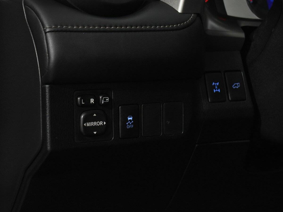 Купить Toyota RAV4, 2015, 175 959 км.. Фото: #9
