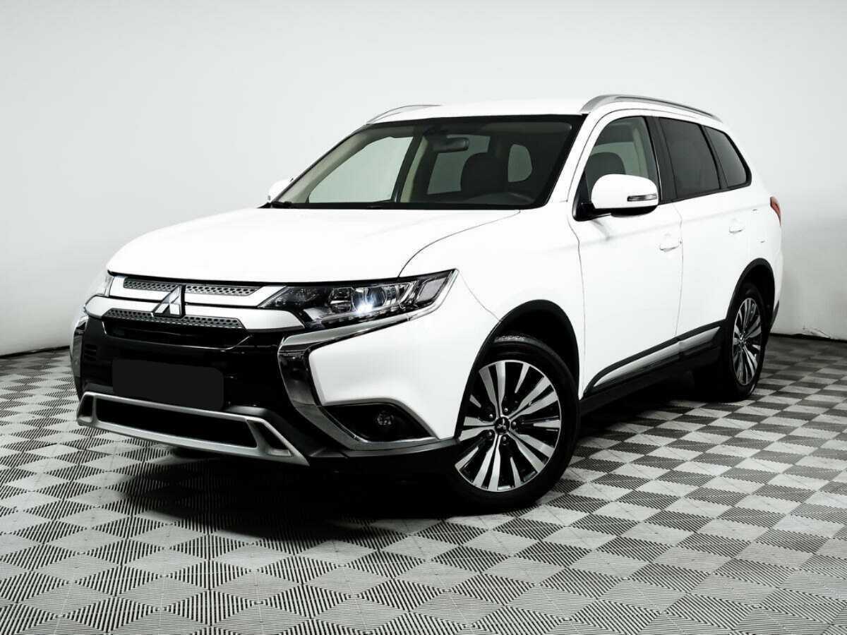 Купить Mitsubishi Outlander, 2019, 77 333 км.. Посмотреть фото
