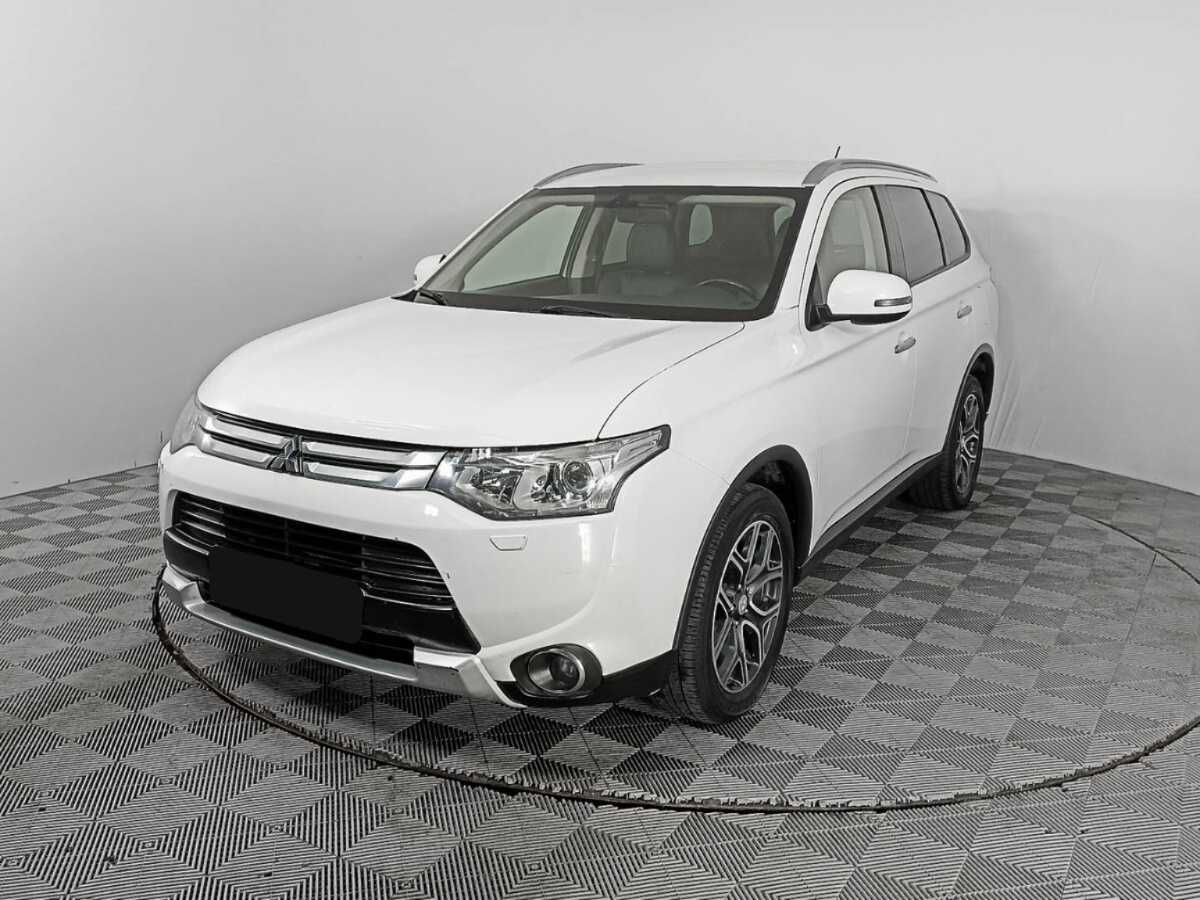 Купить Mitsubishi Outlander, 2014, 181 002 км.. Посмотреть фото