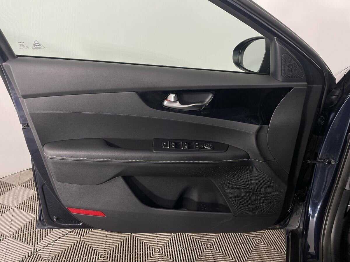 Купить Kia Cerato, 2021, 62 999 км.. Фото: #7