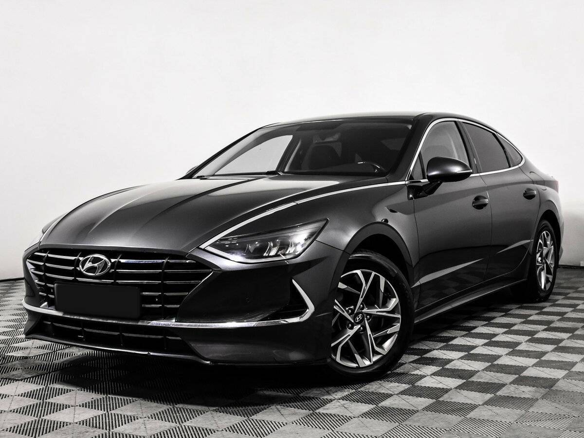 Купить Hyundai Sonata, 2020, 84 300 км.. Посмотреть фото