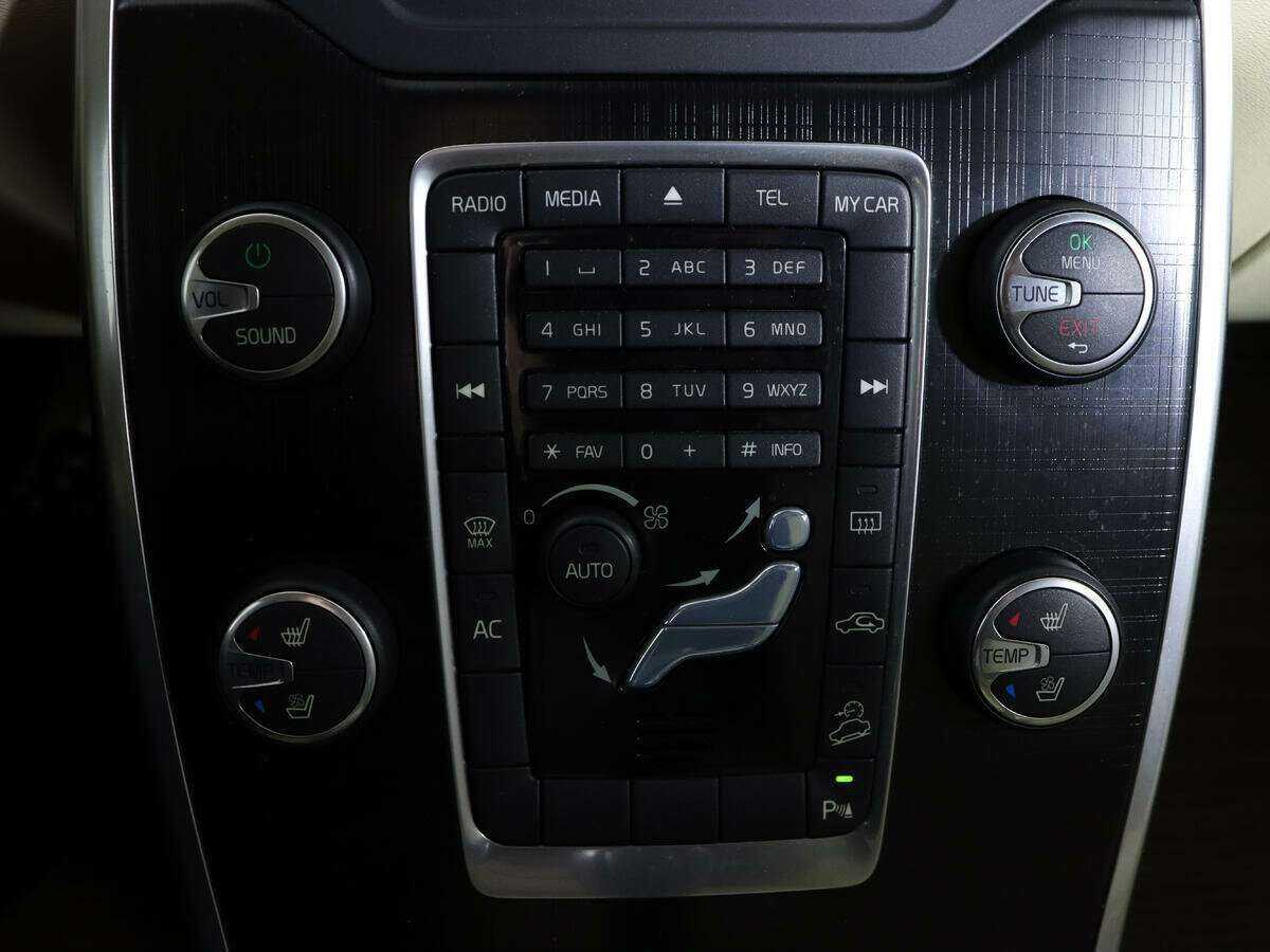 Купить Volvo XC70, 2012, 90 728 км.. Фото: #18