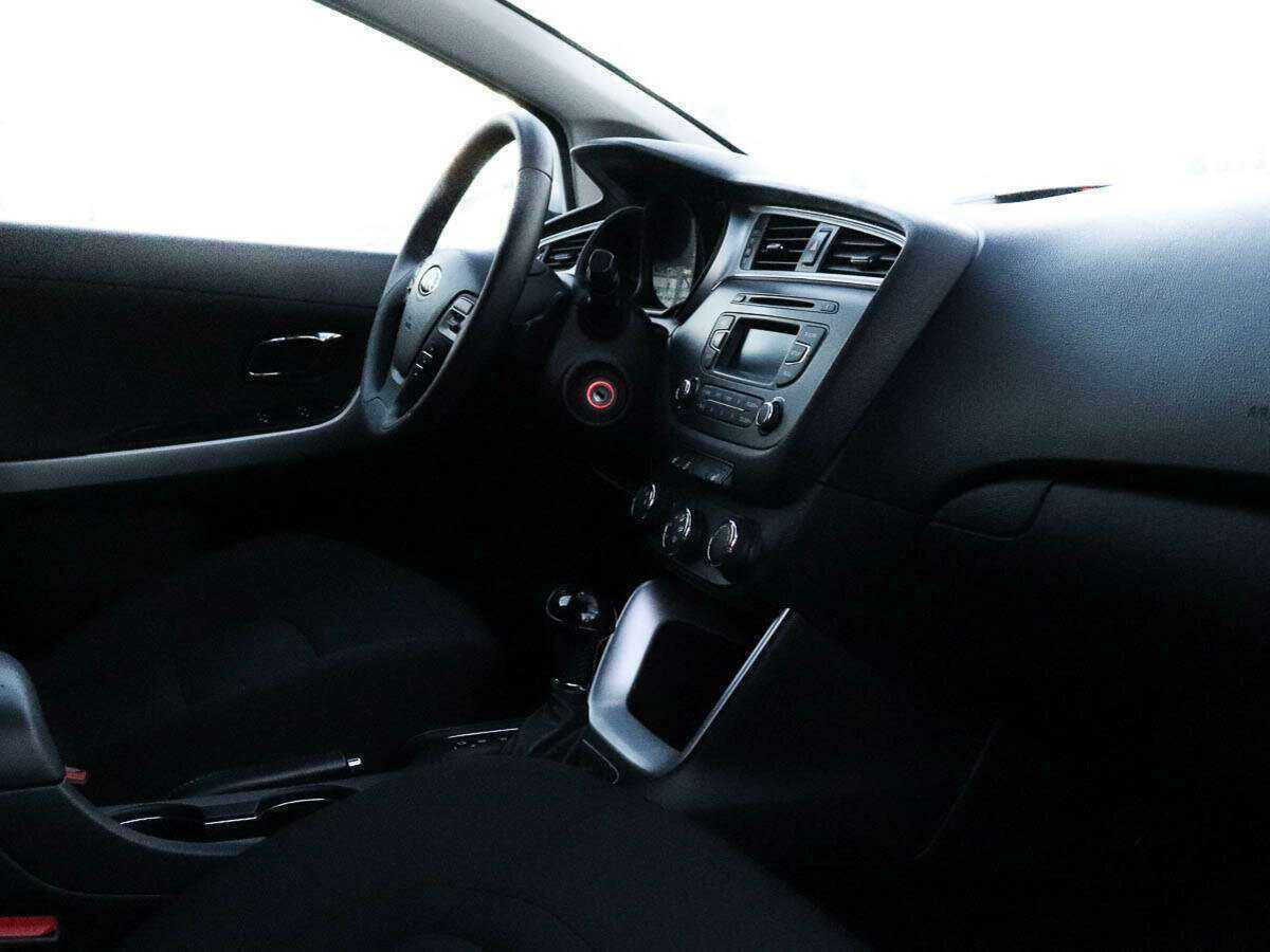 Купить Kia Ceed, 2018, 111 404 км.. Фото: #6