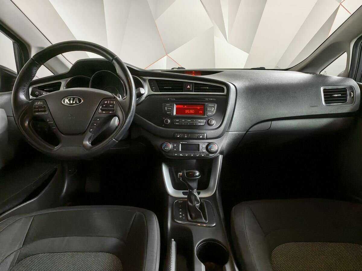 Купить Kia Ceed, 2017, 120 495 км.. Фото: #9