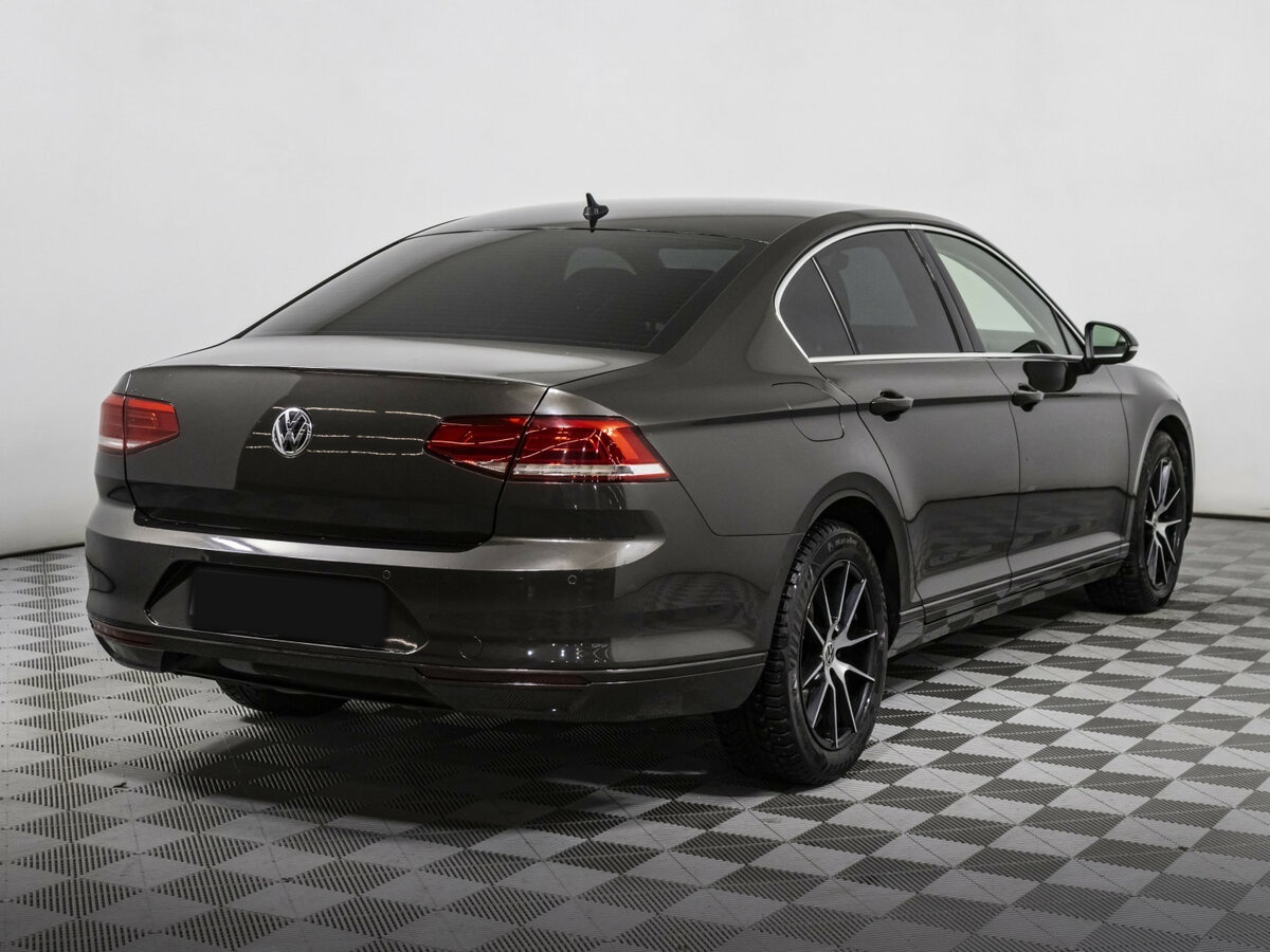 Купить Volkswagen Passat, 2017, 152 451 км.. Фото: #3