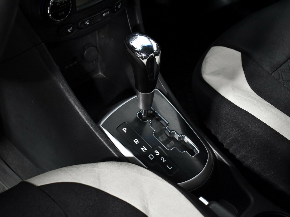 Купить Hyundai Solaris, 2012, 280 129 км.. Фото: #10