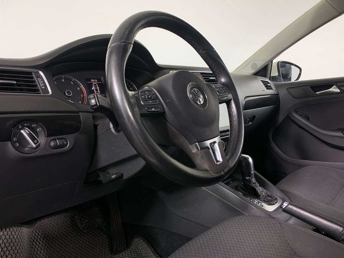 Купить Volkswagen Jetta, 2012, 249 824 км.. Фото: #8