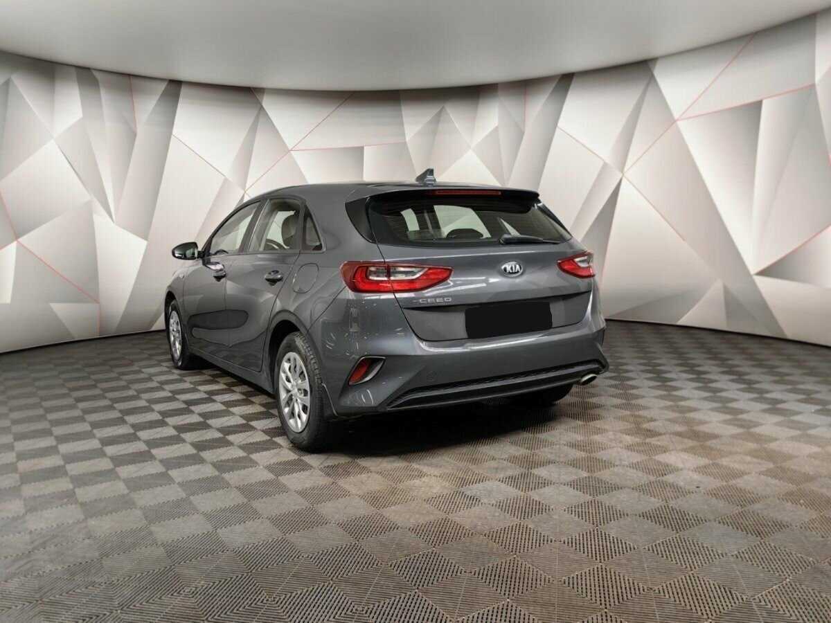 Купить Kia Ceed, 2018, 99 048 км.. Фото: #3