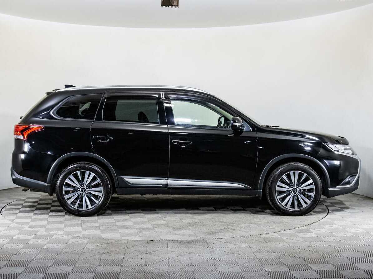 Купить Mitsubishi Outlander, 2019, 72 084 км.. Фото: #3