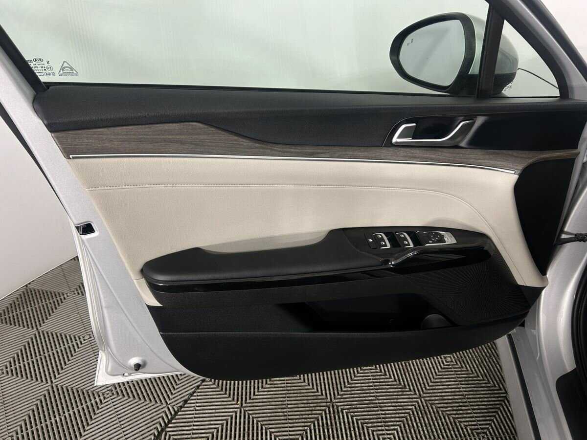 Купить Kia K5, 2021, 96 991 км.. Фото: #5