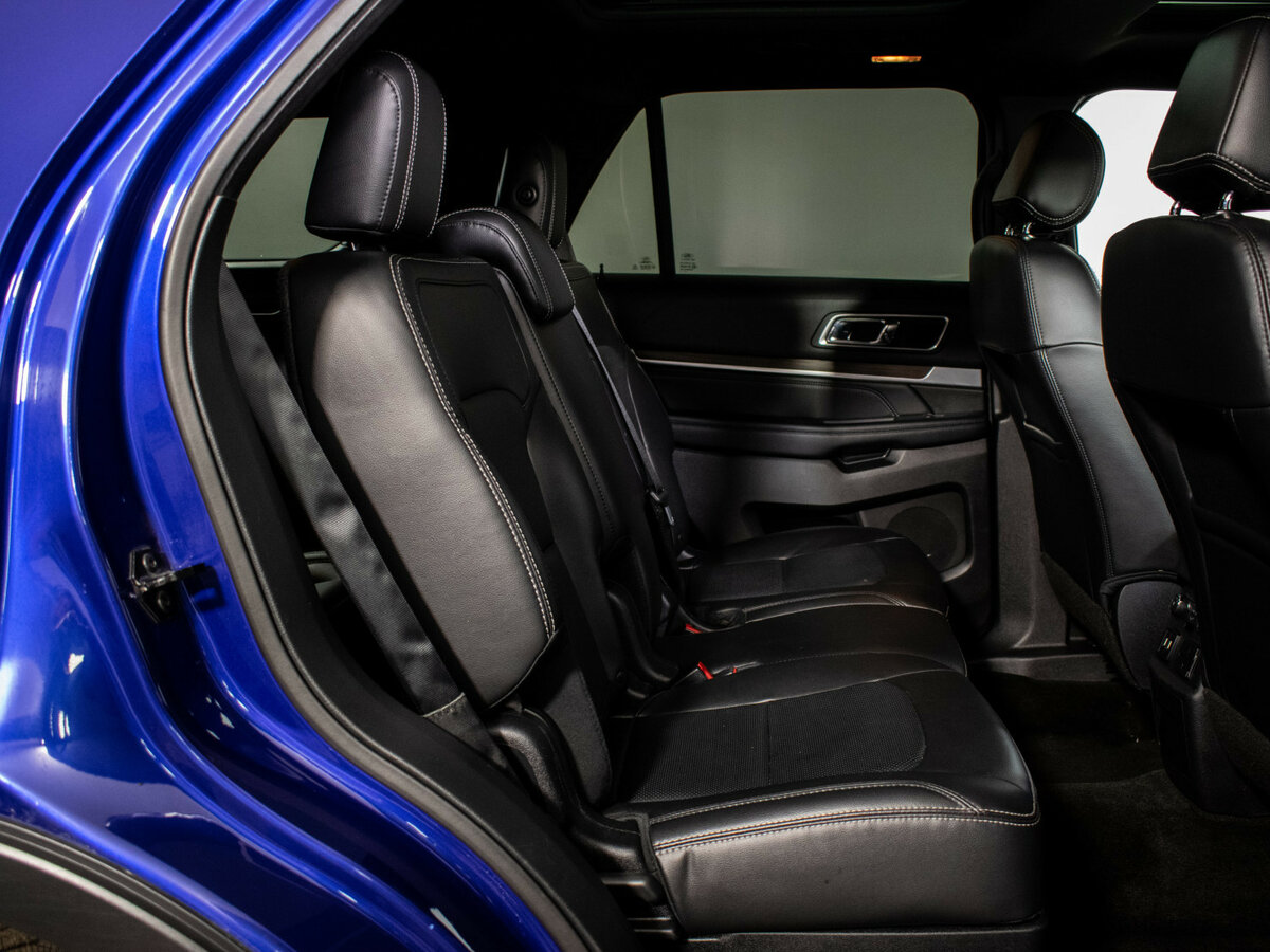 Купить Ford Explorer, 2017, 133 565 км.. Фото: #9
