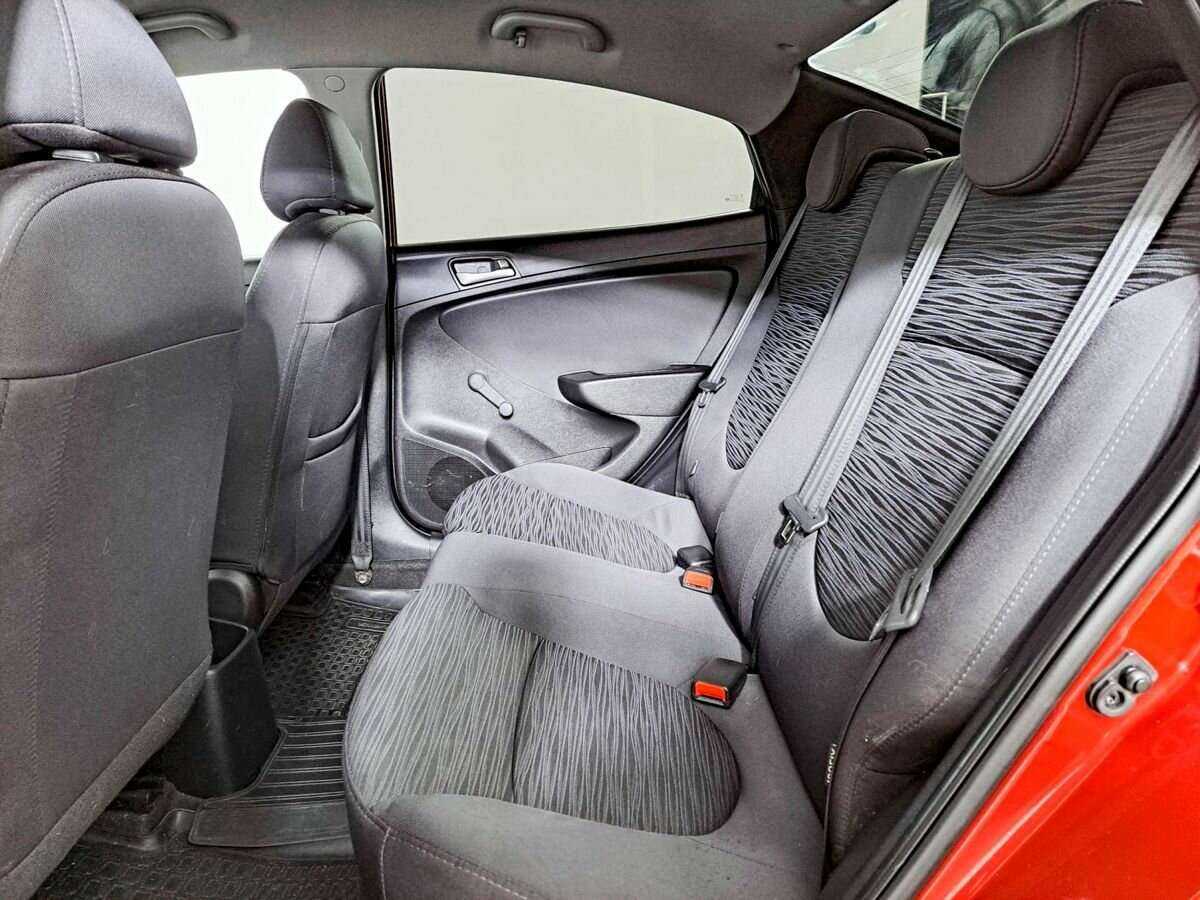 Купить Hyundai Solaris, 2016, 75 054 км.. Фото: #9