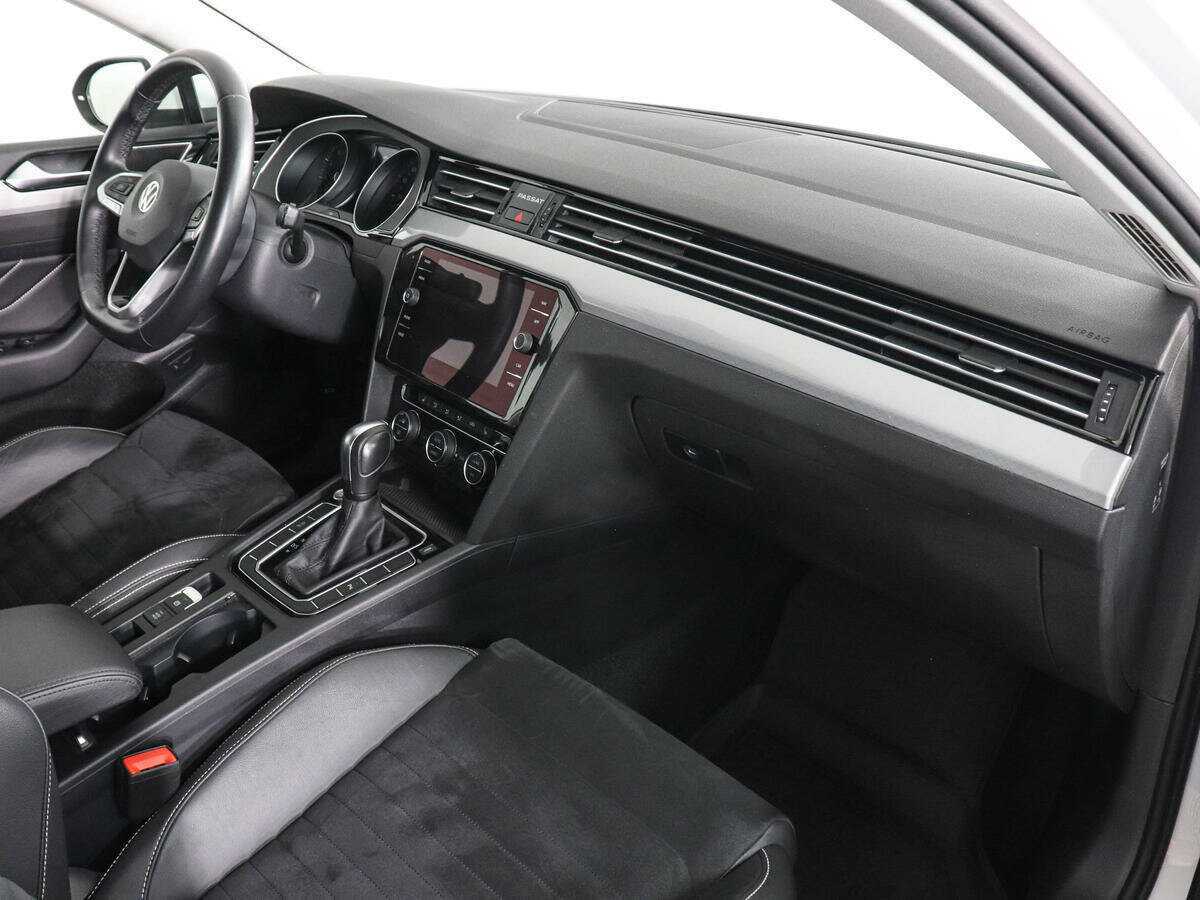 Купить Volkswagen Passat, 2020, 113 025 км.. Фото: #9
