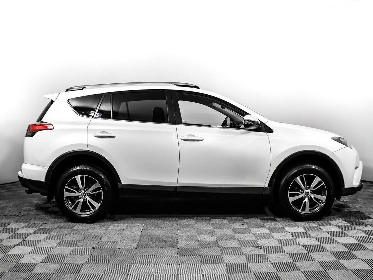 Купить Toyota RAV4, 2017, 85 919 км.. Фото: #3