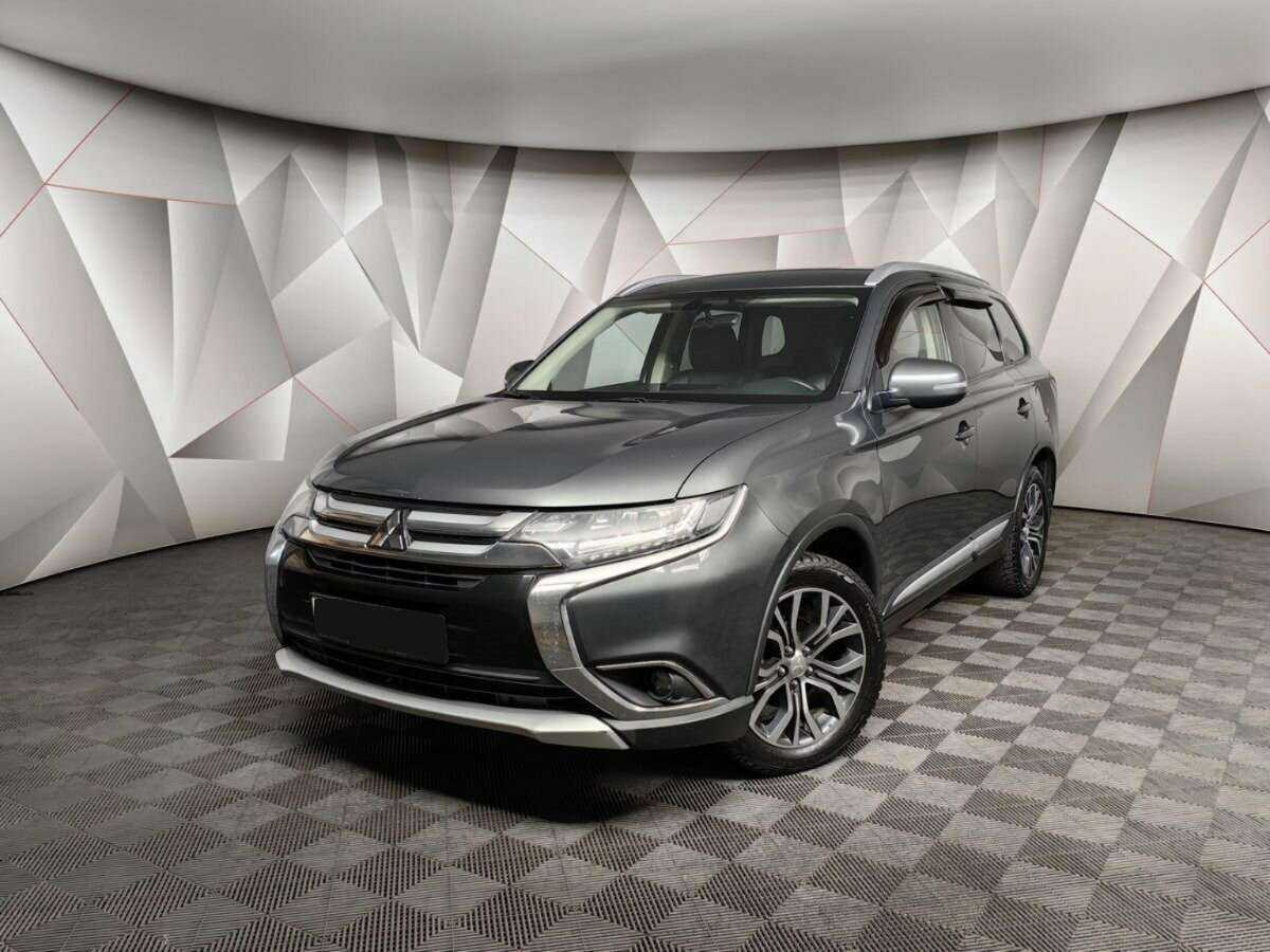Купить Mitsubishi Outlander, 2017, 147 097 км.. Посмотреть фото