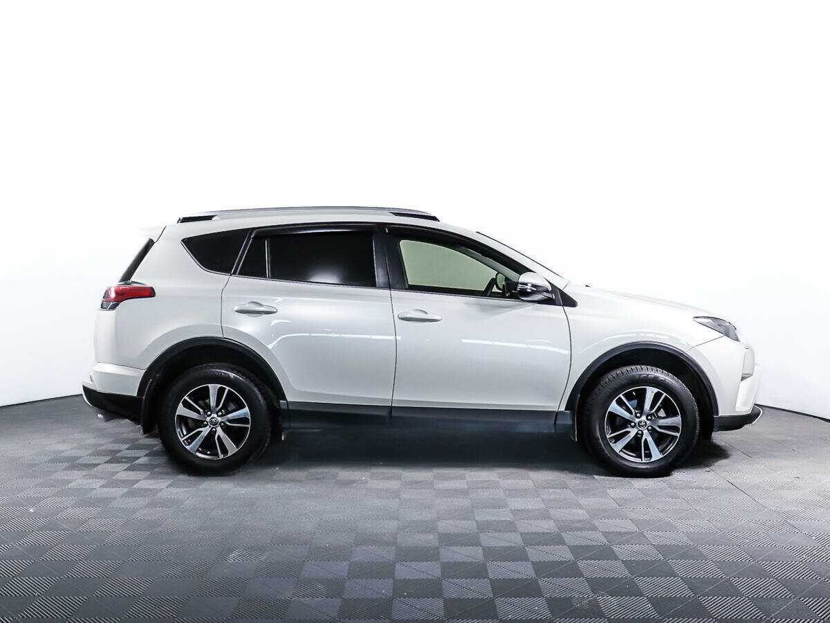 Купить Toyota RAV4, 2016, 116 530 км.. Фото: #1