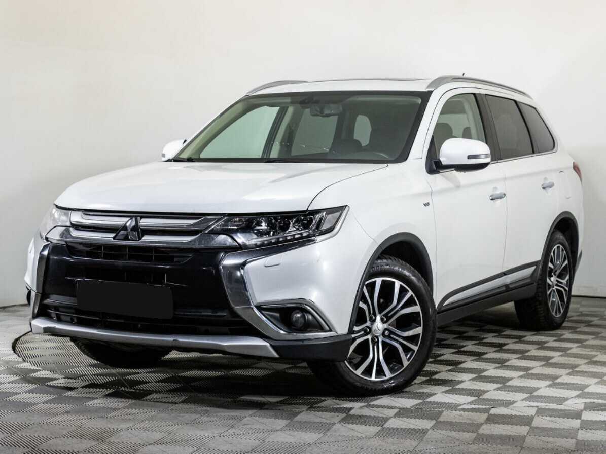 Купить Mitsubishi Outlander, 2016, 152 720 км.. Посмотреть фото