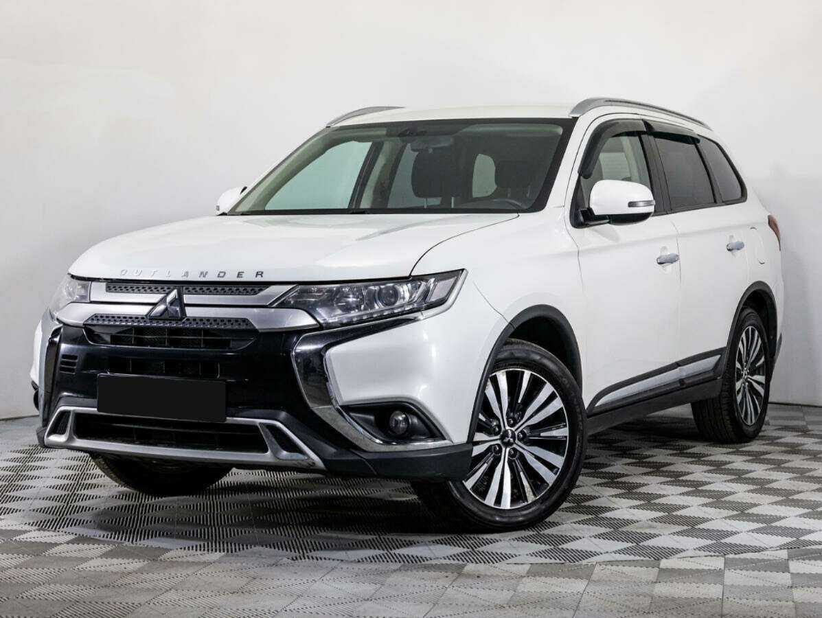 Купить Mitsubishi Outlander, 2018, 108 764 км.. Посмотреть фото