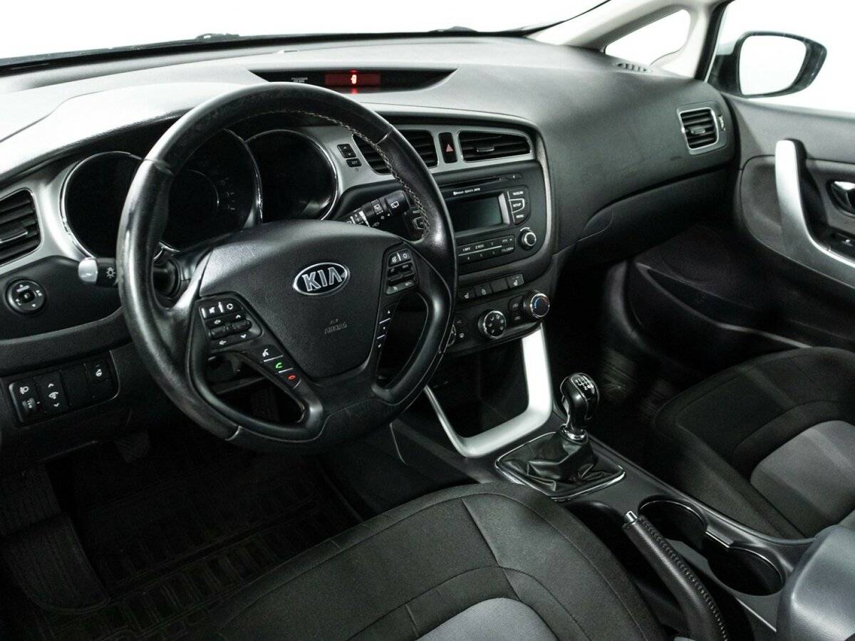 Купить Kia Ceed, 2013, 132 298 км.. Фото: #10