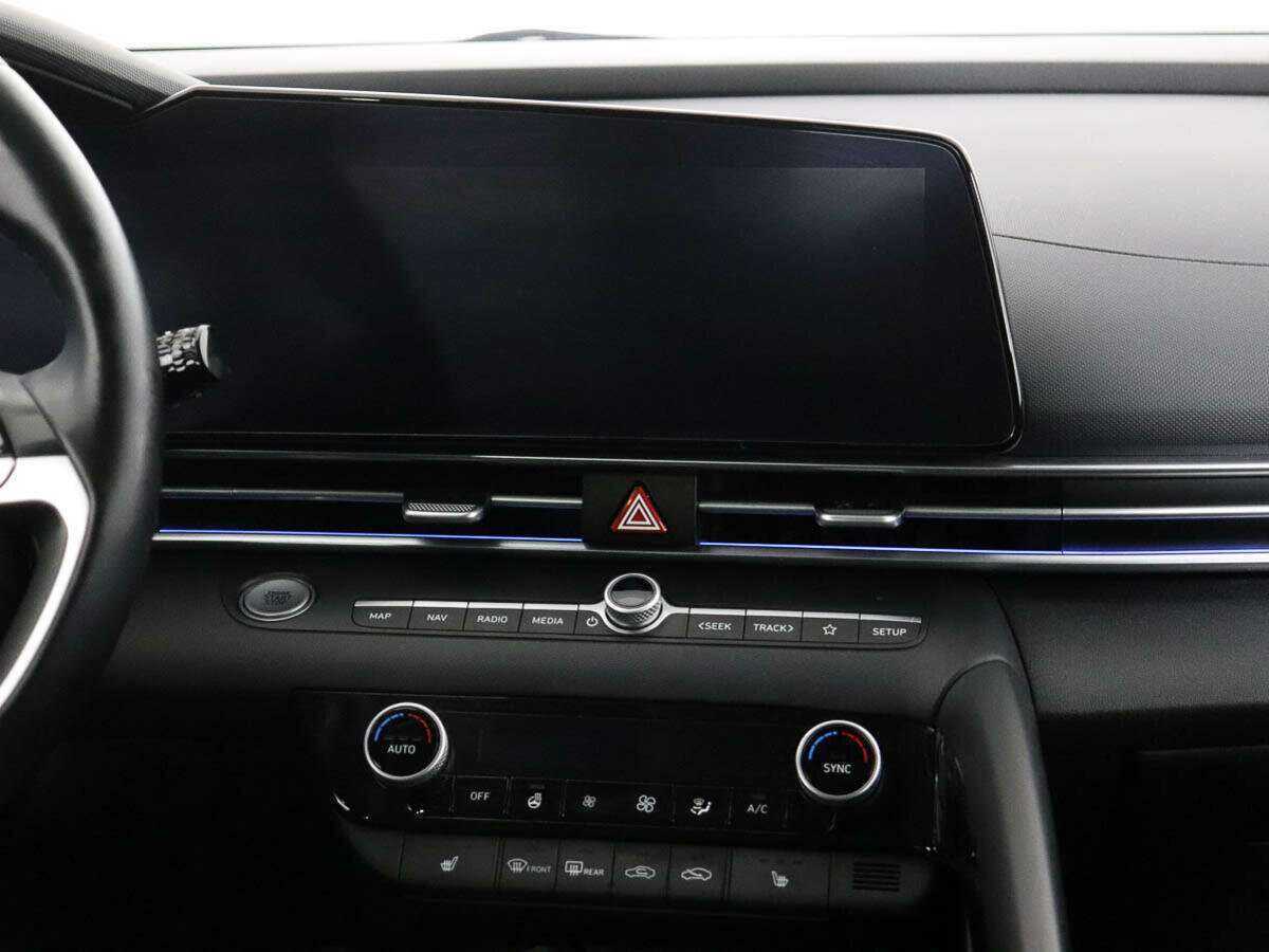 Купить Hyundai Elantra, 2021, 47 110 км.. Фото: #11