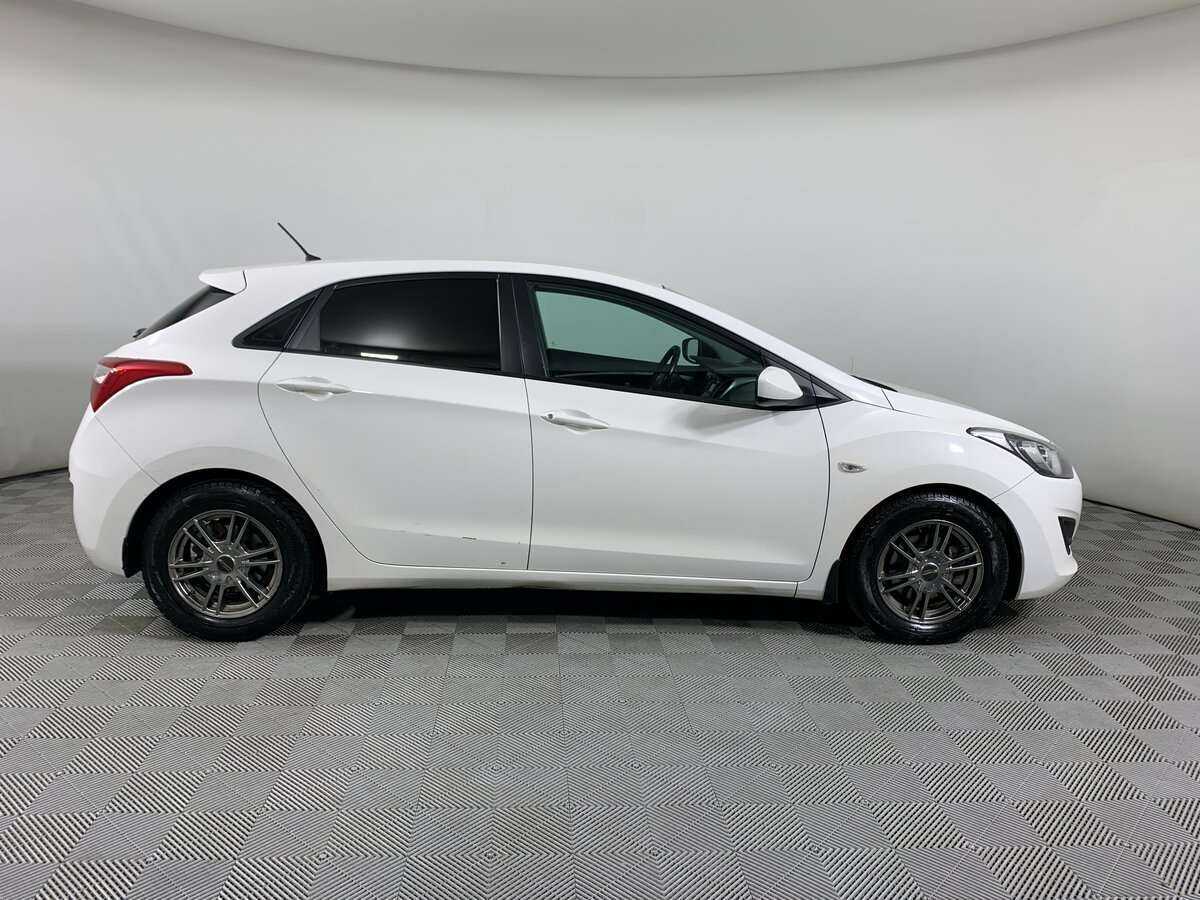 Купить Hyundai i30, 2012, 258 063 км.. Фото: #3