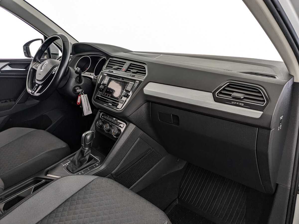 Купить Volkswagen Tiguan, 2018, 99 038 км.. Фото: #8