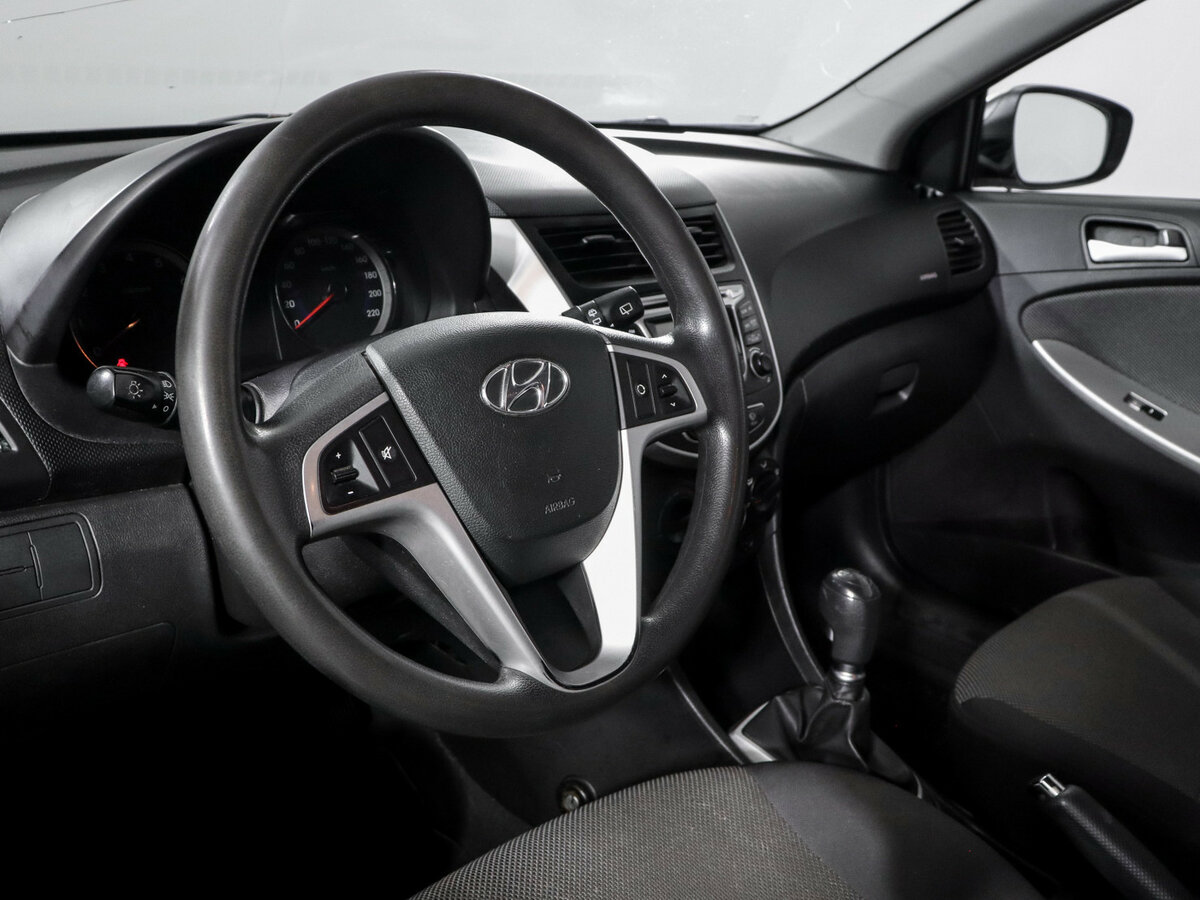 Купить Hyundai Solaris, 2013, 160 934 км.. Фото: #10