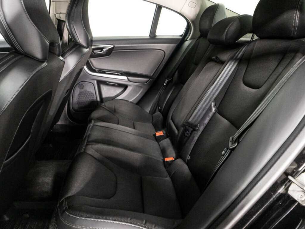 Купить Volvo S60, 2017, 111 050 км.. Фото: #9