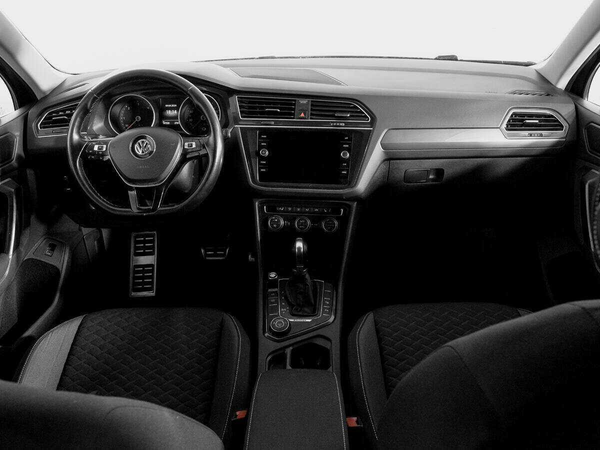 Купить Volkswagen Tiguan, 2018, 147 495 км.. Фото: #12