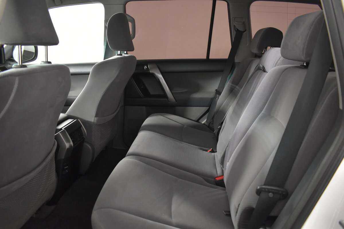 Купить Toyota Land Cruiser Prado, 2012, 178 000 км.. Фото: #6