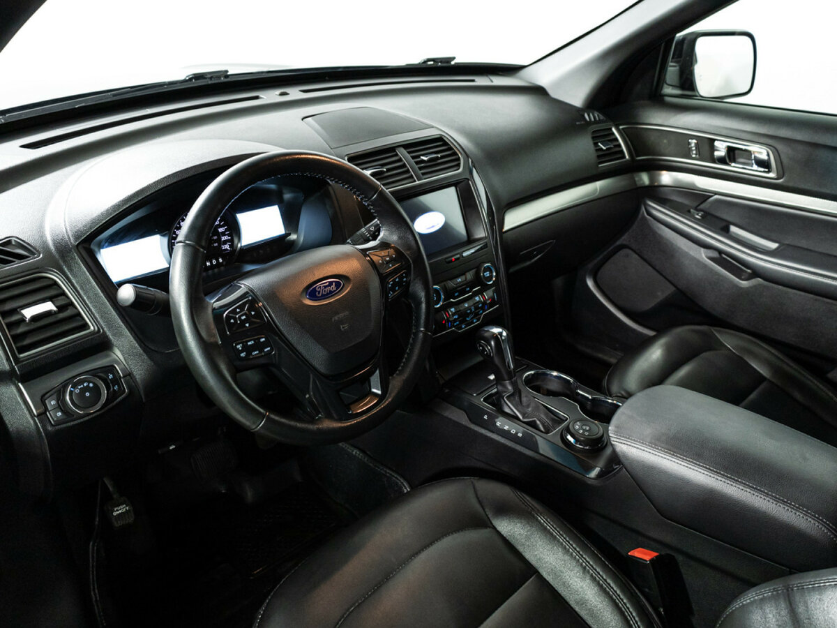 Купить Ford Explorer, 2018, 146 961 км.. Фото: #8