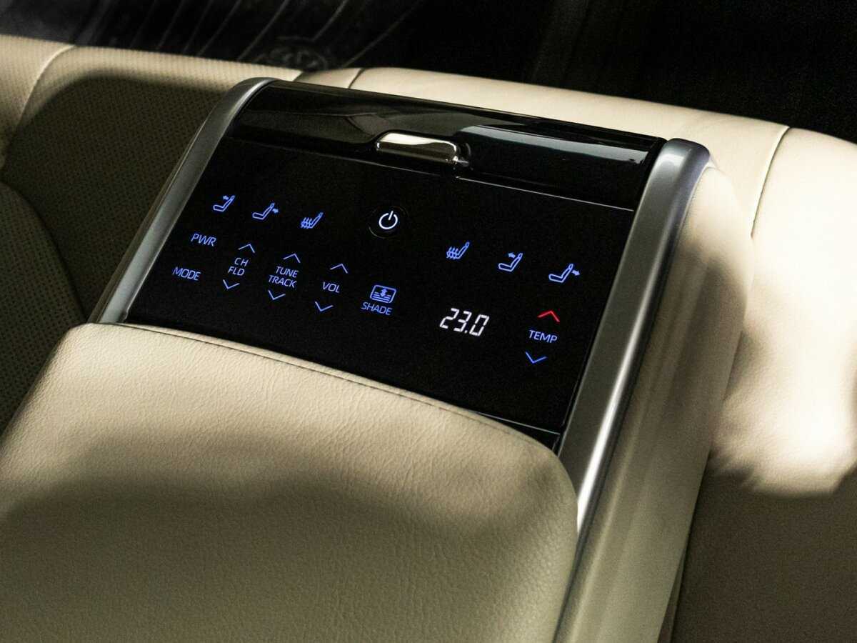 Купить Toyota Camry, 2018, 81 286 км.. Фото: #26